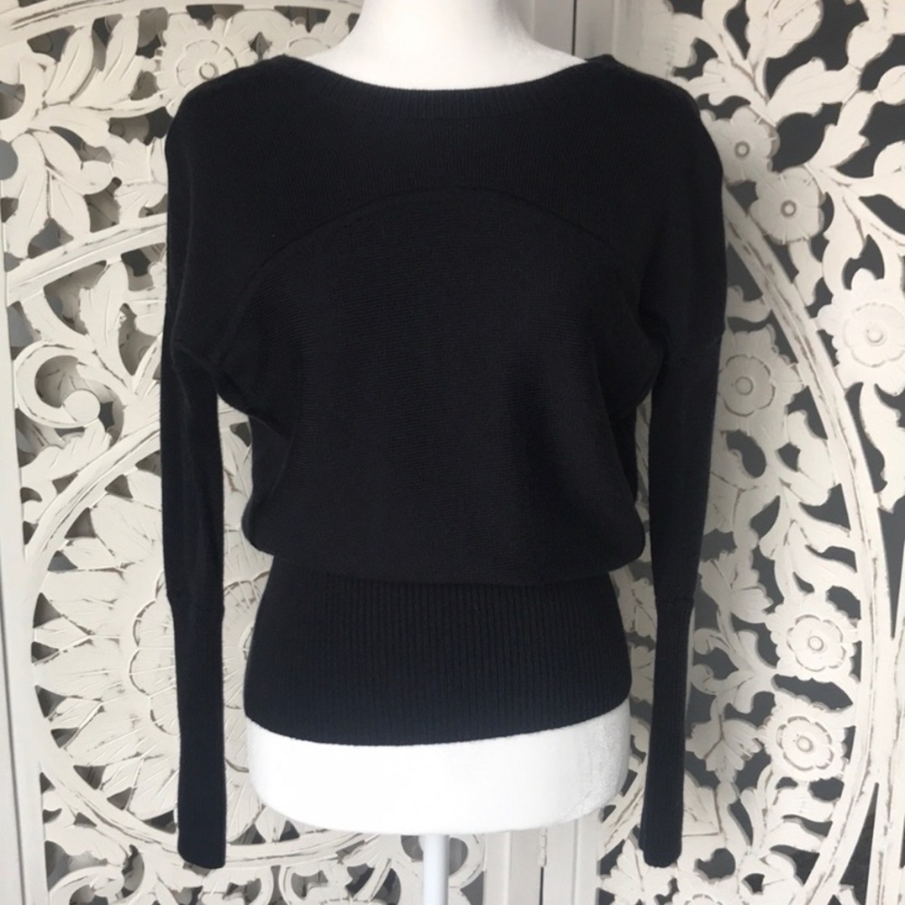 Lulu black sweater
